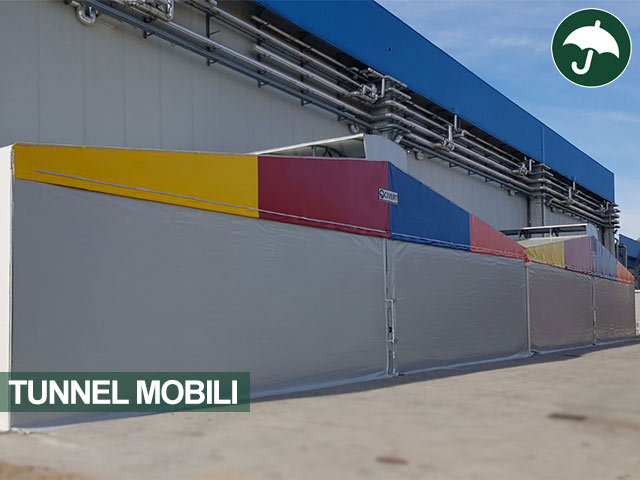 Due tunnel mobili affiancati in pvc Civert